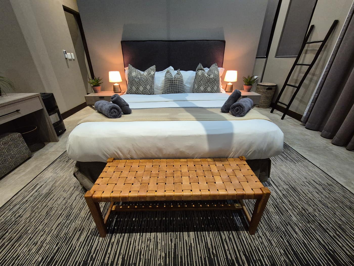 Baobab House Room 3 - shower